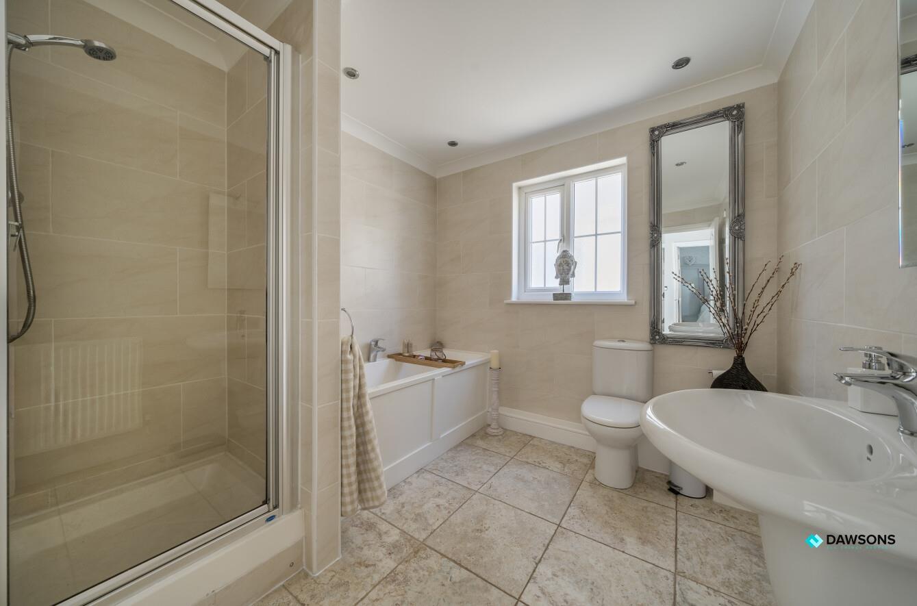 Gwscwm Park, Burry Port, SA16 0DX